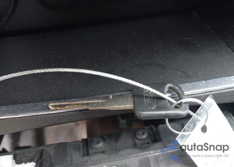 2015 Ford Police Interceptor z USA, uszkodzony, nr VIN 1FAHP2MK4FG175749